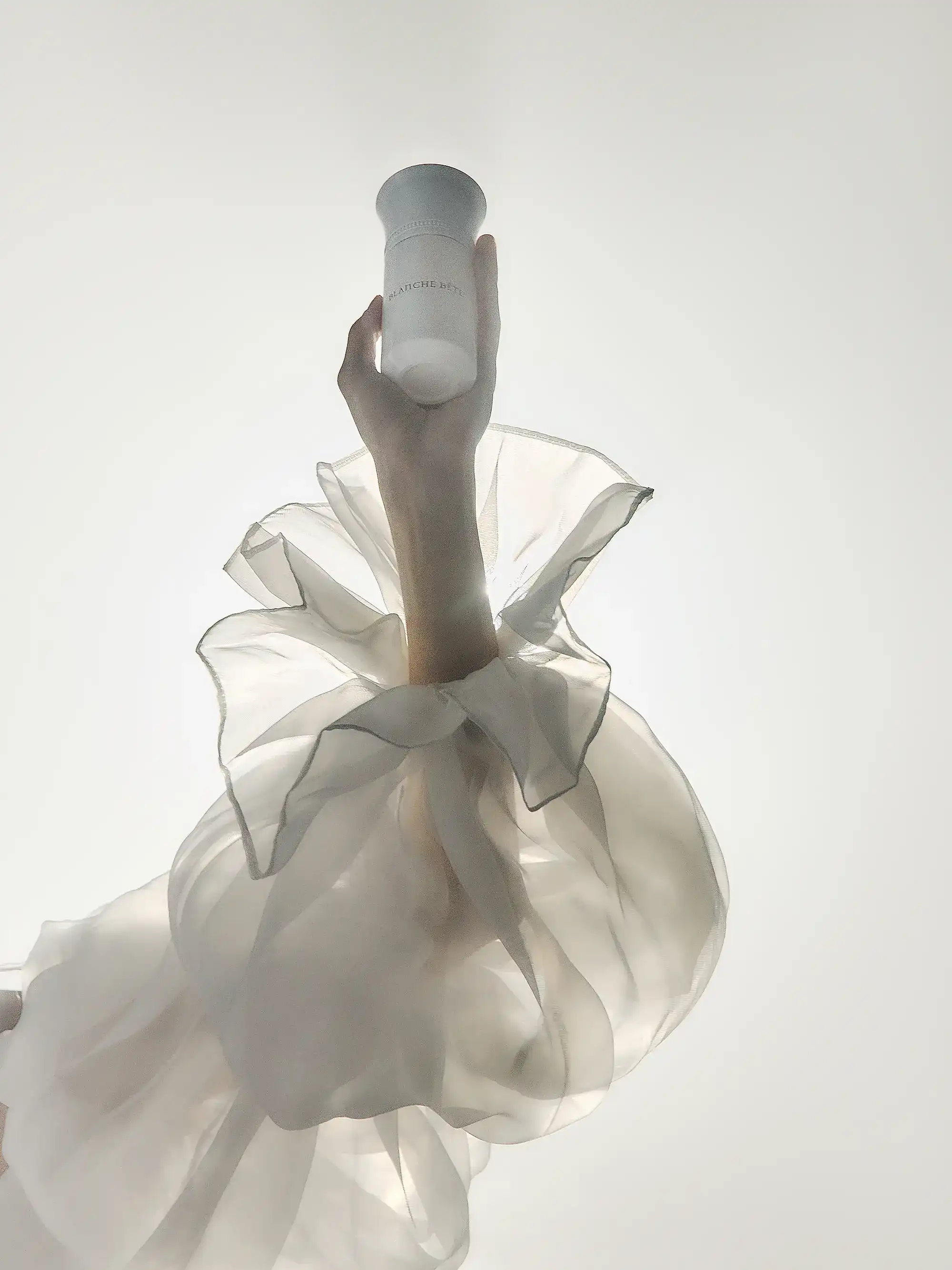 Hình 6 - Les Liquides Imaginaires Blanche Bête (2025) Limited Edition EDP 100ml