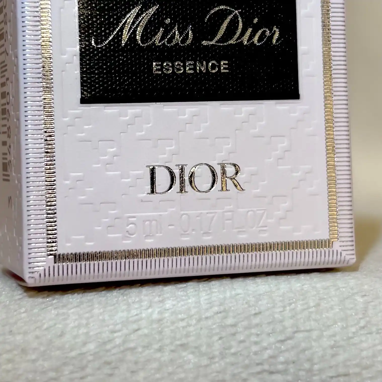 Hình 2 - Miss Dior Essence (2025) EDP Mini Size 5ml